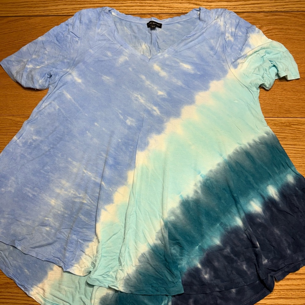 Lane Bryant Blue and Teal Tie-Dye Short Sleeve Top
